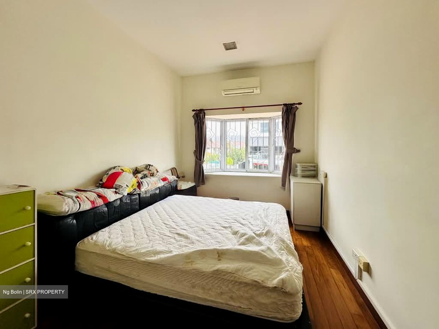 Sennett Estate (D13), Terrace #547290311